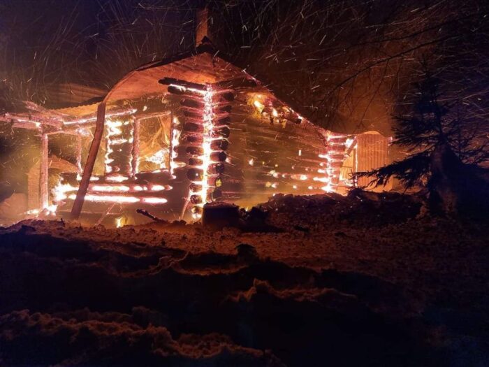 pożar bacówki, Bukowina Waksmundzka, wypas owiec, KP PSP Nowy Targ