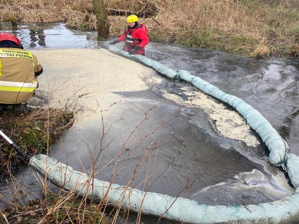 wypadki z udziałem ciągników rolniczych, traktor wpadł do rzeczki Studzianka, Grzegorz Bajko