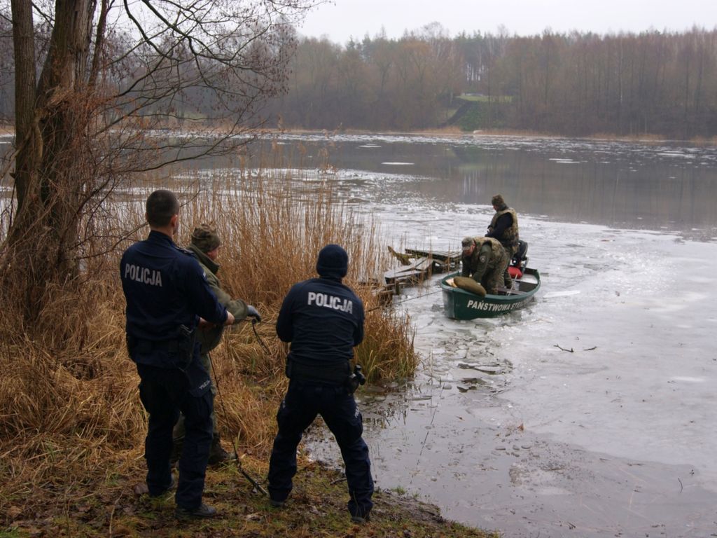 kłusownictwo, policja, zatrzymani kłusownicy, przestępczość, wnyki, samostrzały, sieci