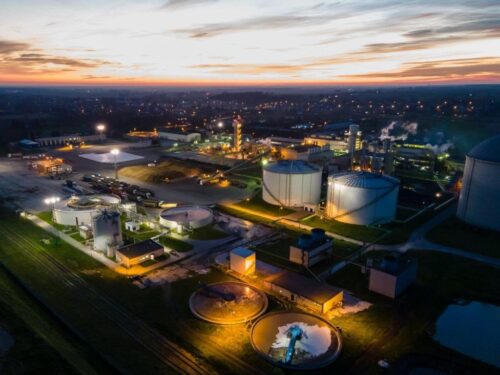 holding spożywczy, Henryk Kowalczyk, Jacek Sasin, Krajowa Spółka Cukrowa, Elewarr