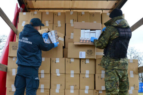 przemyt papierosów, podlaksa KAS, Straż Graniczna, powiat białostocki