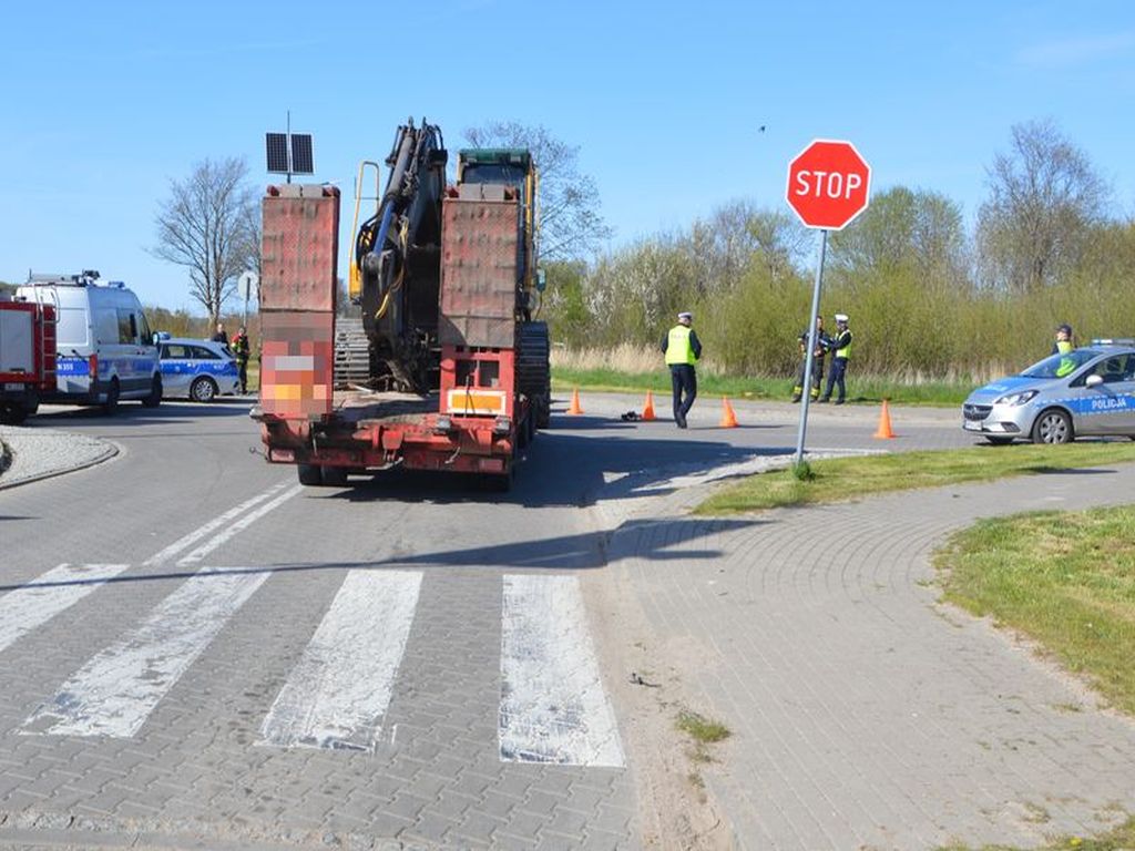 wypadki z udziałem ciągników rolniczych, Kurowo, powiat wejherowski, JCB Fastrac