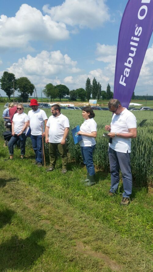 Jedno ze szkoleń prowadzonych przez ekspertów Bayera