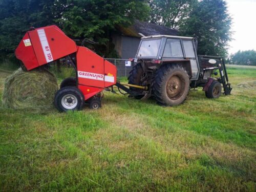 wypadki podczas prac polowych, belarka urwała rękę rolnika, Zielonka, powiat rycki