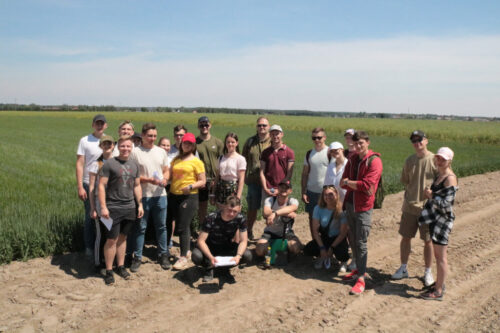 studenci WRiE, Stacja Doświadczalna w Skierniewicach