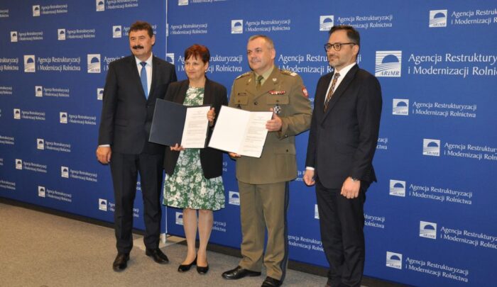 arimr, przetargi z obszaru it, sebastian jaworski, Security Operation Center, kontrola upraw z satelity