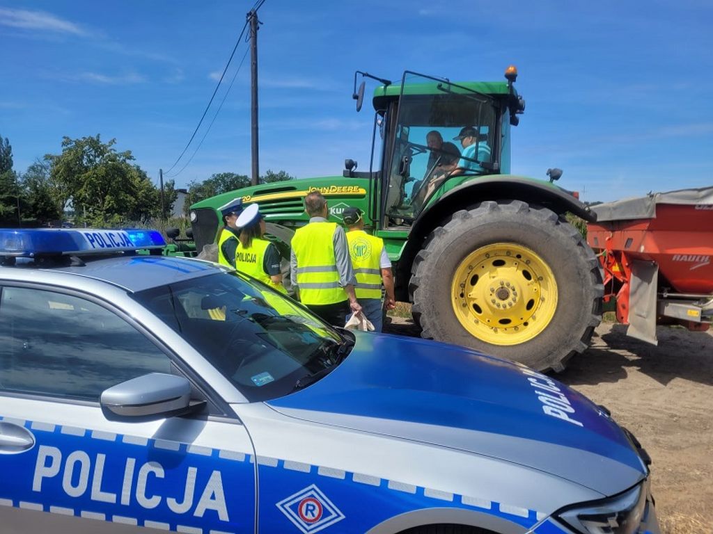 inspekcje w gospodarstwach, kontrole na polu, Inspekcja Pracy, KRUS