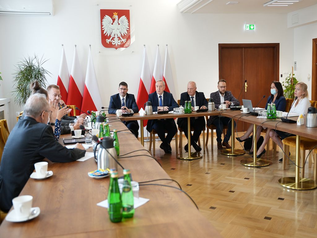 lekarze weterynarii, Inspkcja Weterynaryjna, Henryk Kowalczyk, płace w weterynarii
