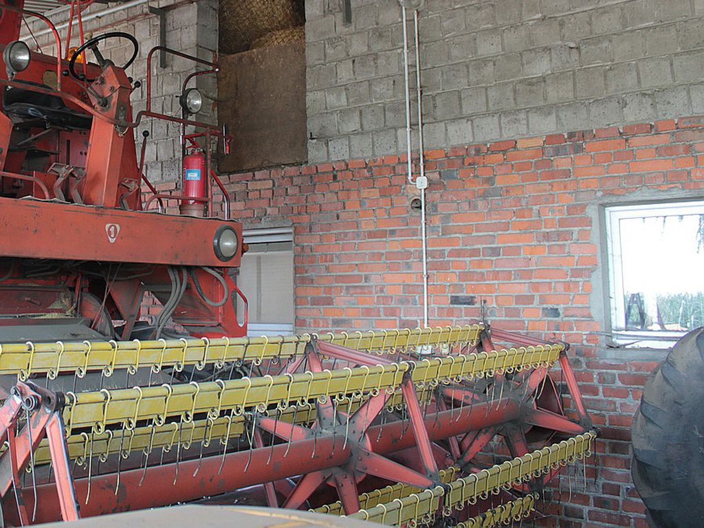 komban zgniótł mężczyznę, Przybyszów, powiat wschowski, wypadki w gospodarstwach