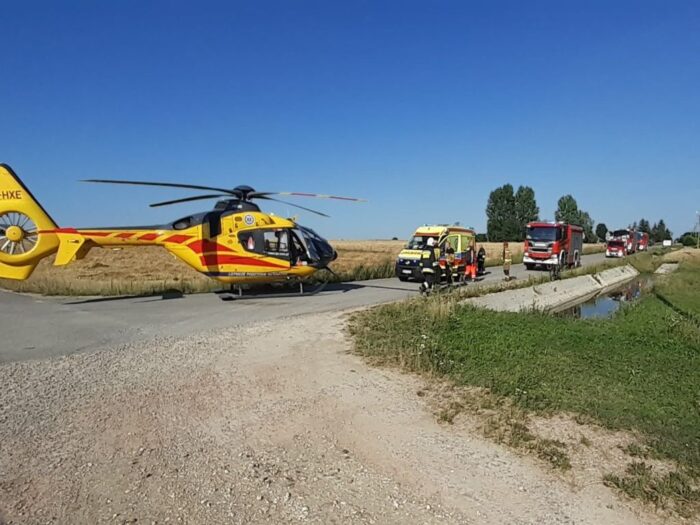 Maszyna oderwała rolnikowi rękę, wypadki na polu, Miłodróż, powiat płocki