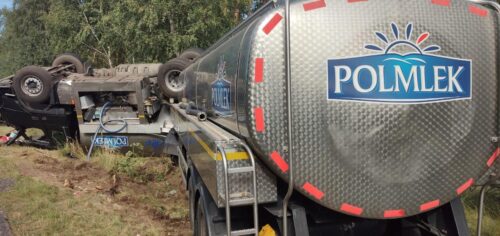 transport mleka, wypadek cysterny z mlekiem, Lipiny, powiat kolski
