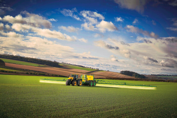 Ciągnik JCB Fastrac, John Smith, JCB Agriculture, RPT, Rolniczy Przegląd Techniczny