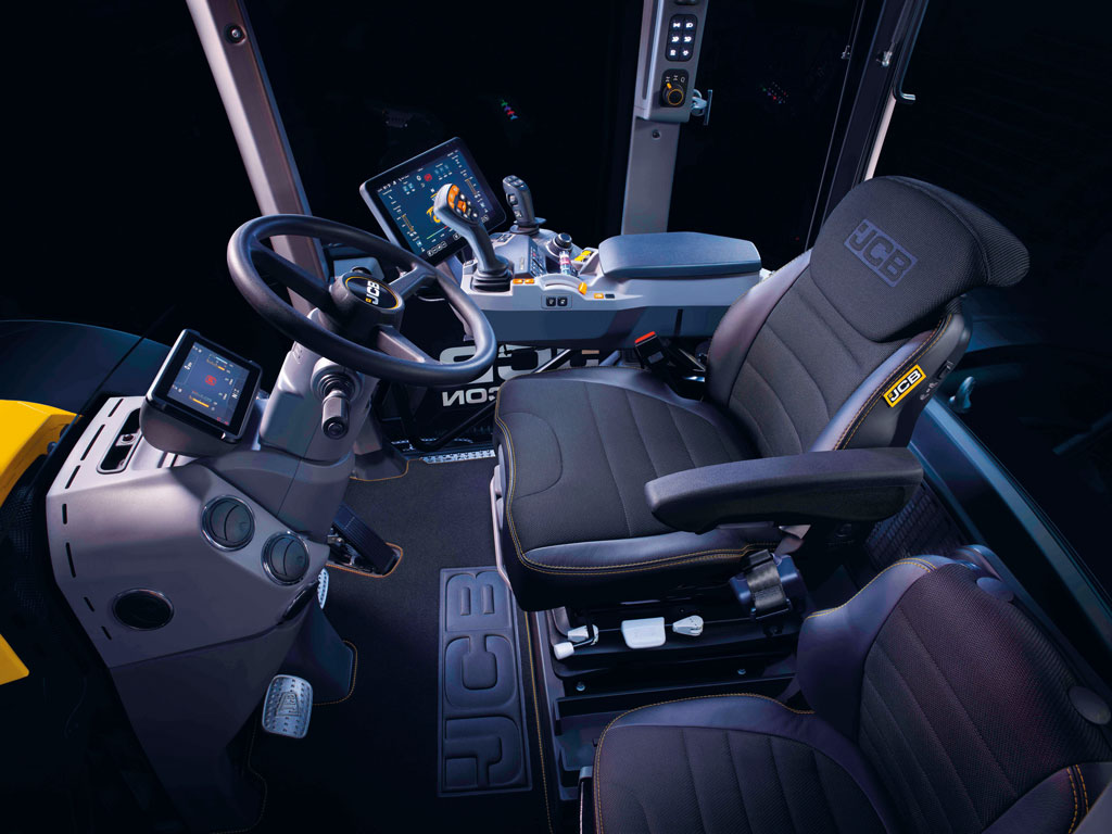 Ciągnik JCB Fastrac, John Smith, JCB Agriculture, RPT, Rolniczy Przegląd Techniczny