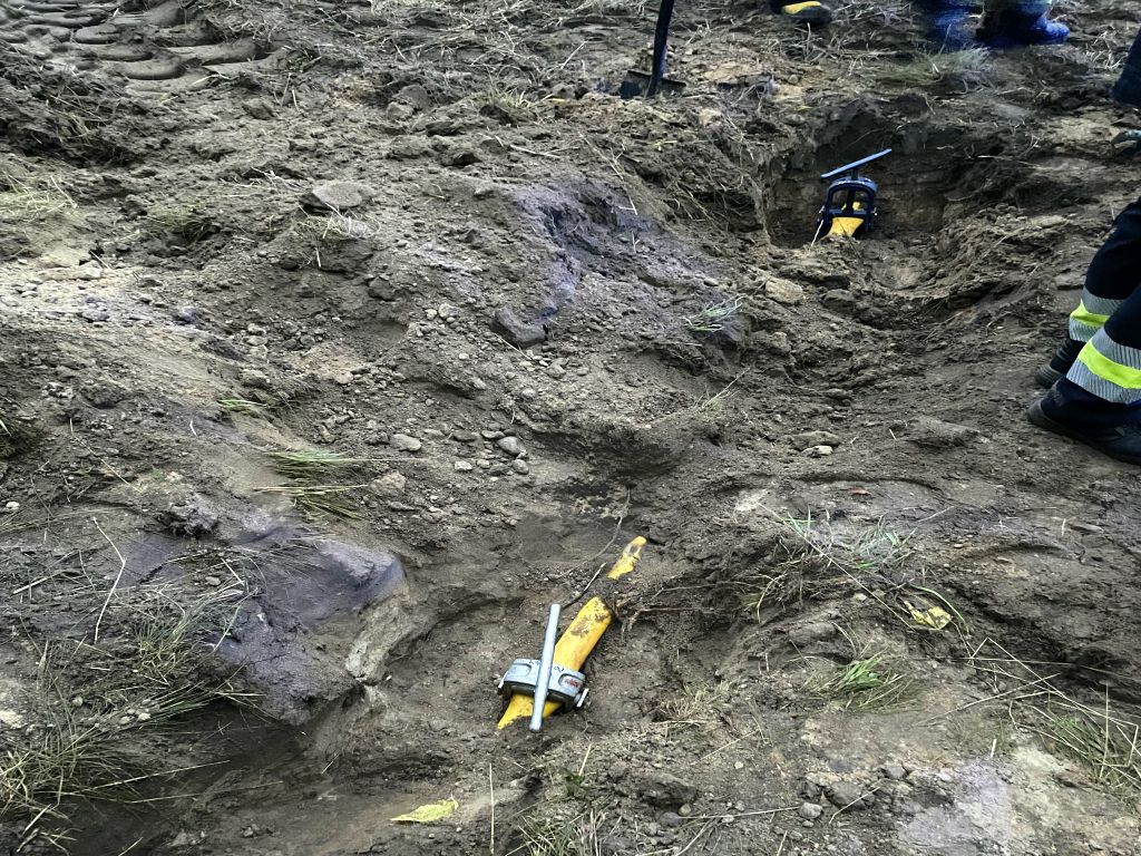 wycieku gazu na polu, uszkodzony gazociąg, Komorowo, orka, KP PSP Gniezno