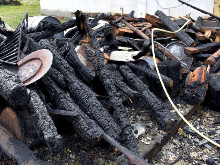 Wuj podpalił stodołę siostrzenicy, gmina Jodłownik, powiat limanowski, KPP Limanowa