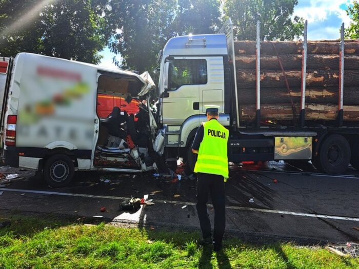 transport drewna, Bytonia, KPP Starogard Gdański, posterunek w Zblewie