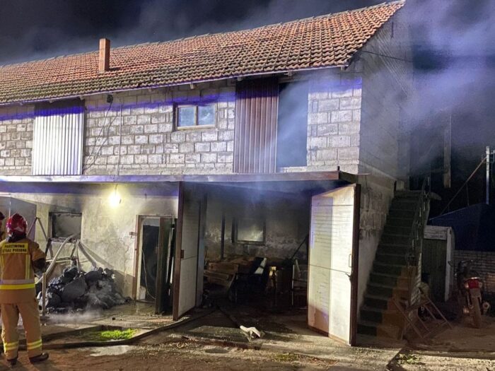 pożar suszarni kukurydzy, Góry Sieradzkie, uprawa kukurydzy, Piotr Boksa,  KP PSP Kazimierza Wielka