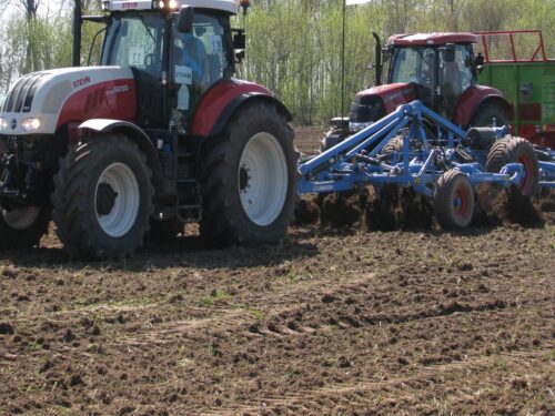 ciągniki w gospodarstwach, Charakterystyka gospodarstw rolnych w 2020 roku, Powszechny Spis Rolny 2020