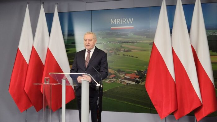 aplikacja "zgłoś szkodę rolniczą", straty z powodu suszy, szacowanie strat, KRIR, Henryk Kowalczyk