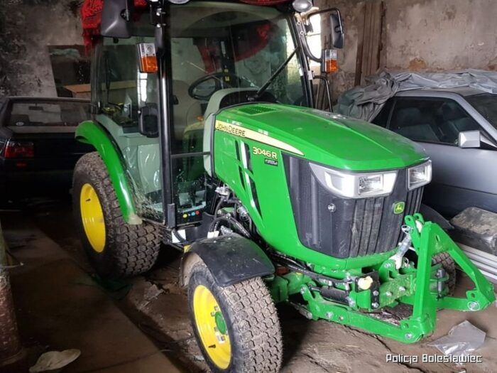 kradzież ładowarki, kradzież ciągnika rolniczego, gmina Warta Bolesławiecka, Anna Kublik-Rościszewska