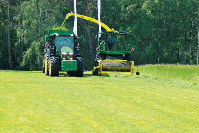 Sieczkarnia John Deere 8300i, Sławomir Krupa, Fricke Maszyny Rolnicze, RPT, Rolniczy Przegląd Techniczny