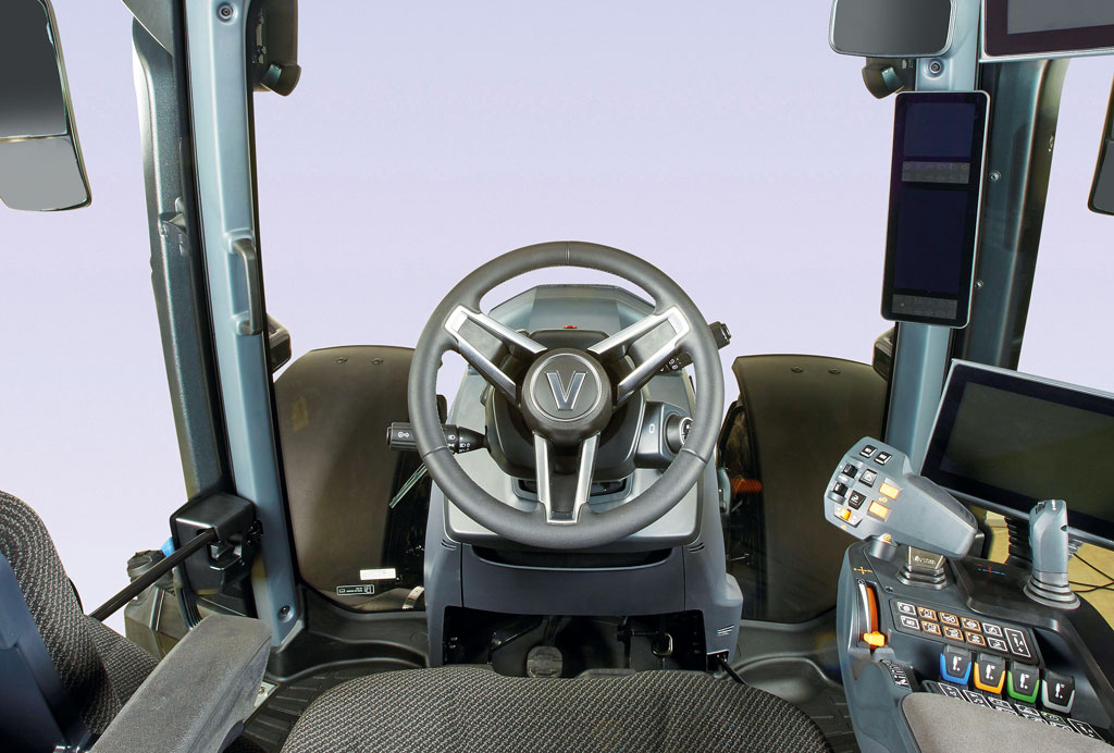 Ciągnik Valtra serii Q , Sebastian Karasiewicz, RPT, Rolniczy Przegląd Techniczny