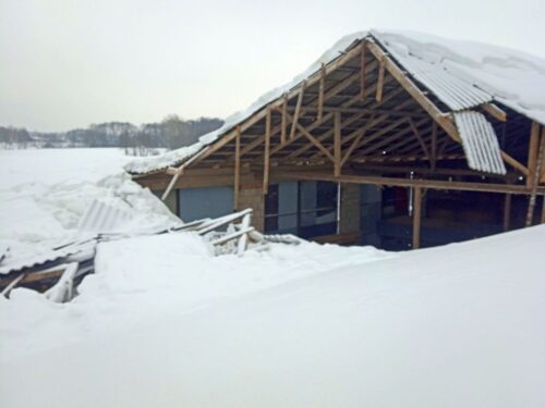 zawalone dachy budynków gospodarskich, Zofian, Iżykowice, powiat pińczowski, KP PSP Lubartów