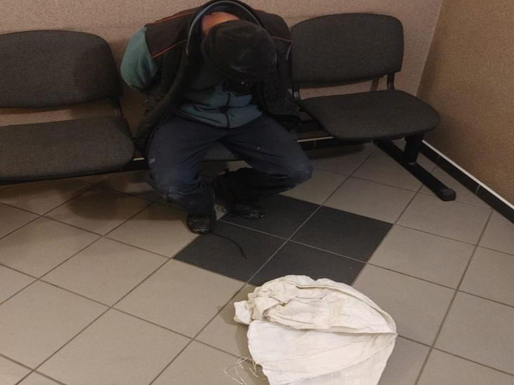Złodziej zamknięty w gołębniku, Kamieniec Ząbkowicki, Katarzyna Mazurek, kradzież gołębi, KPP Ząbkowice Śląskie
