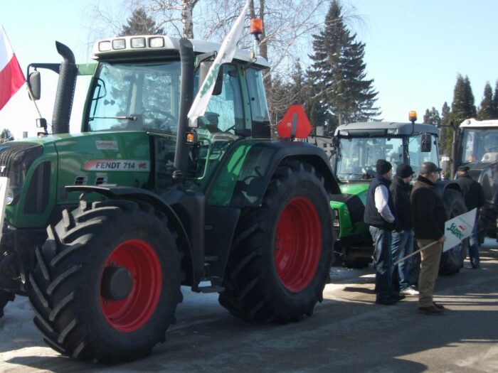 NSZZ Rolników Indywidualnych "Solidarność", ptotesty rolników, napływ ziarna z Ukrainy