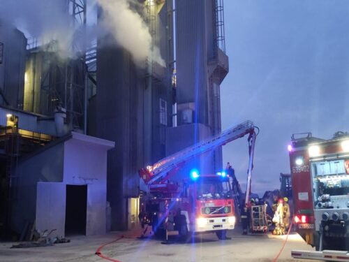 pożar suszarni kukurydzy, Czernice, Wiśniewko, powiat wągrowiecki, suszenie słonecznika