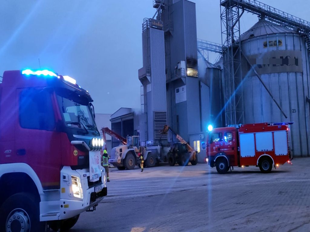 pożar suszarni kukurydzy, Czernice, Wiśniewko, powiat wągrowiecki, suszenie słonecznika
