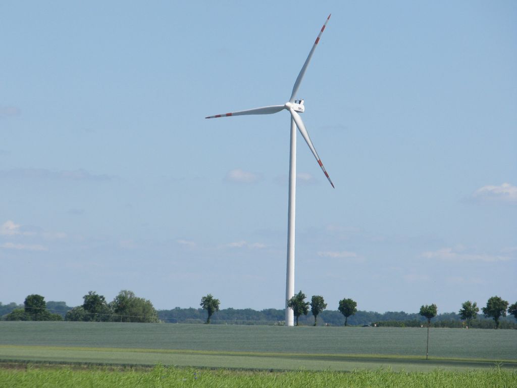 energia, prąd, OZE, ustawa, Sejm, posłowie, energetyka wiatrowa, samorządy