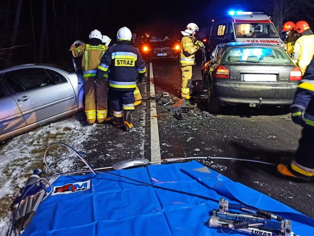 wypadek, ciągnik, policja