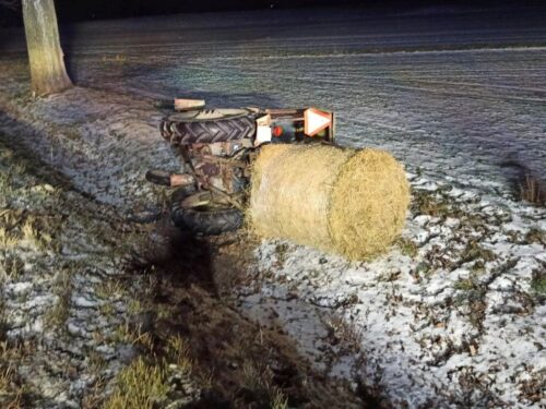 wypadek, ciągnik, policja
