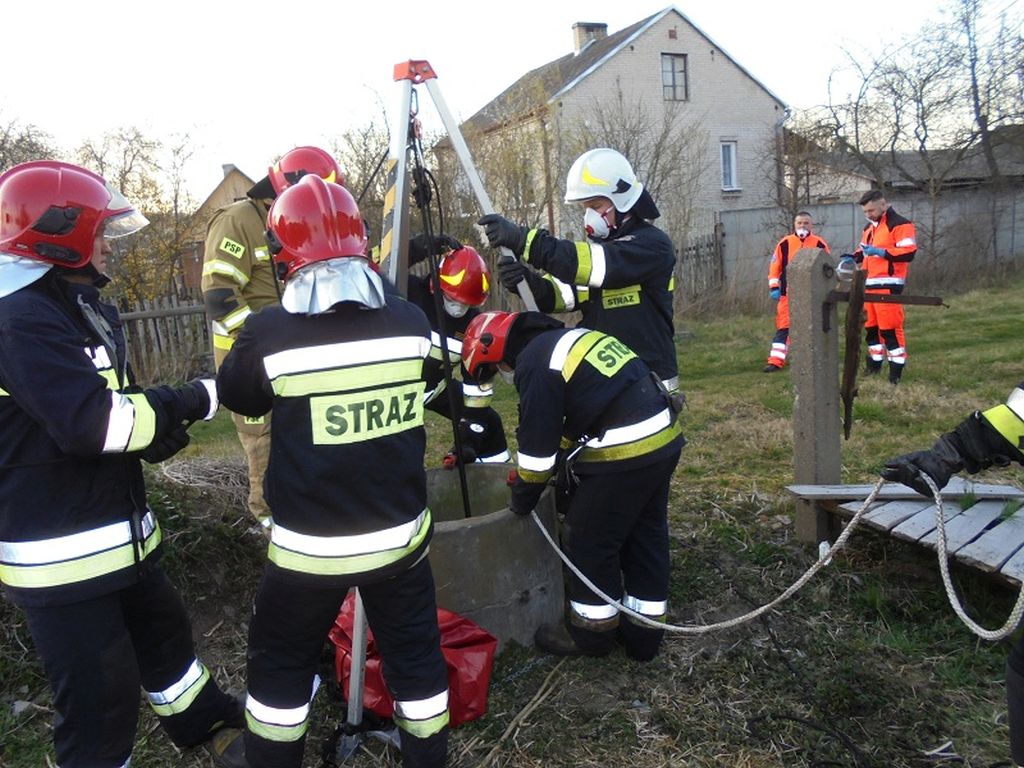 studnia, wypadek