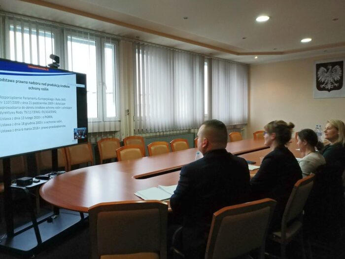 stosowanie środków ochrony roślin, PIORiN, GIORiN, opryskiwacz polowy