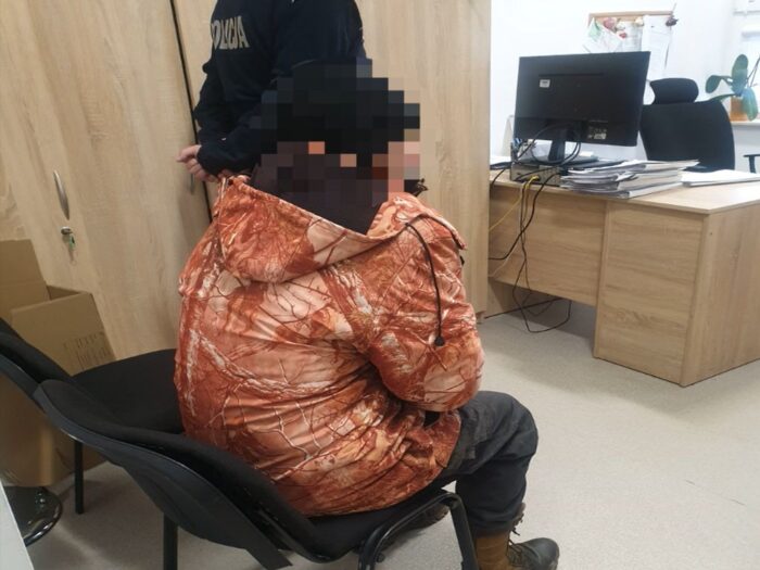 rzucił się z nożem na gospodarza, usiłowanie zabójstwa, powiat zwoleński, Katarzyna Słyk