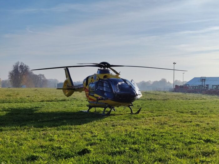 naprawa traktora, wybuch akumulatora w ciągniku, Komarowo-Osada, powiat zamojski