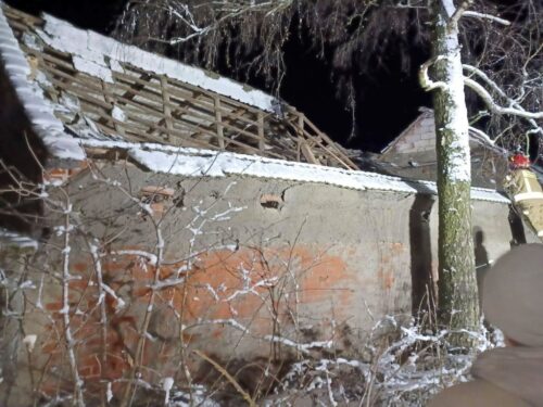 uszkodzony budynek, tuszynki