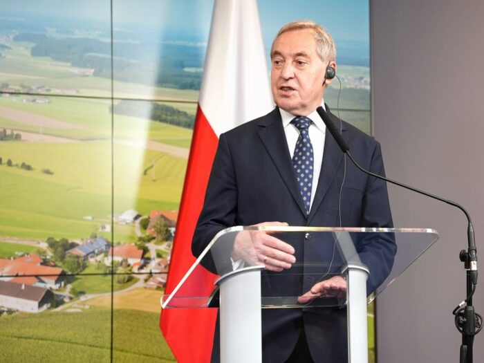 owady w żywności, owady w paszy, konferencja naukowa, minister rolnictwa, mrirw