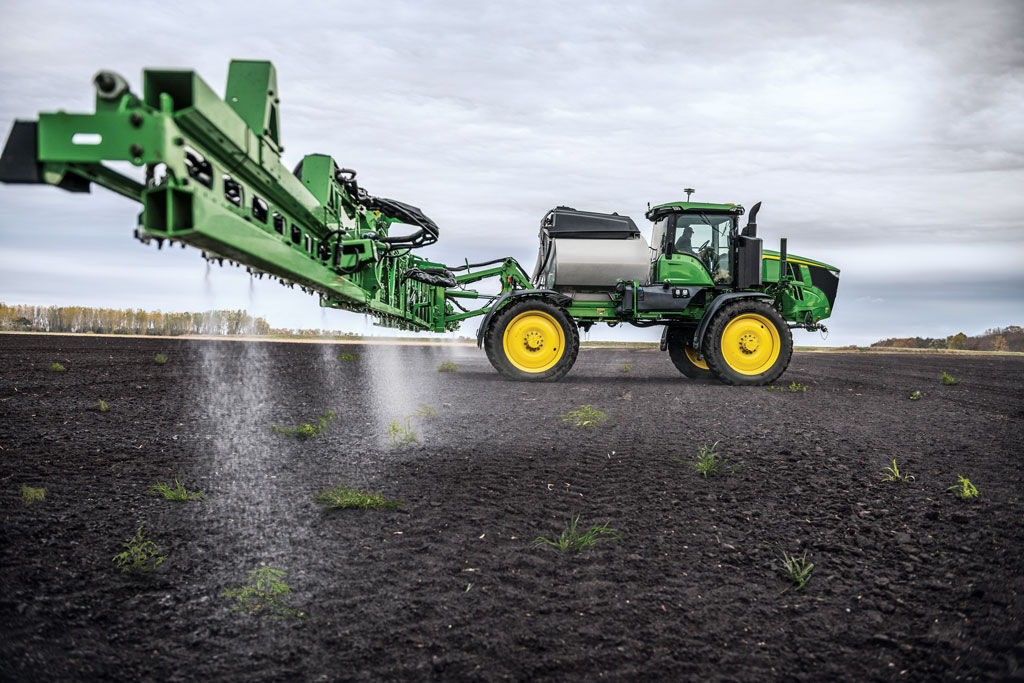 Opryskiwacze John Deere, technologia See&Spray, RPT, Rolniczy Przegląd Techniczny