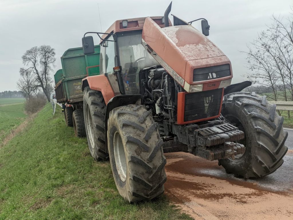 pożar ciągnika, pożar harvestera, pożar kombajn zrębowy, powiat drawski, powiat pilski