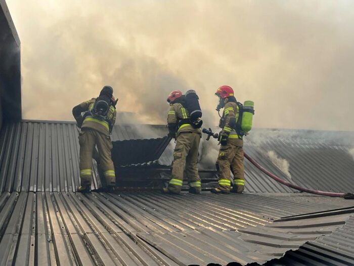 pożar zakładu mięsnego, pijanów, kp psp końskie, powiat konecki