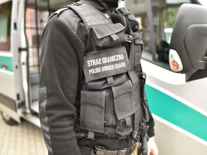 nielegalna praca, przetwórstwo ryb, przetwórstwo warzyw, straż graniczna