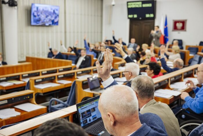 świadczenia dla sołtysów, jednostka pomocnicza gminy, Senat