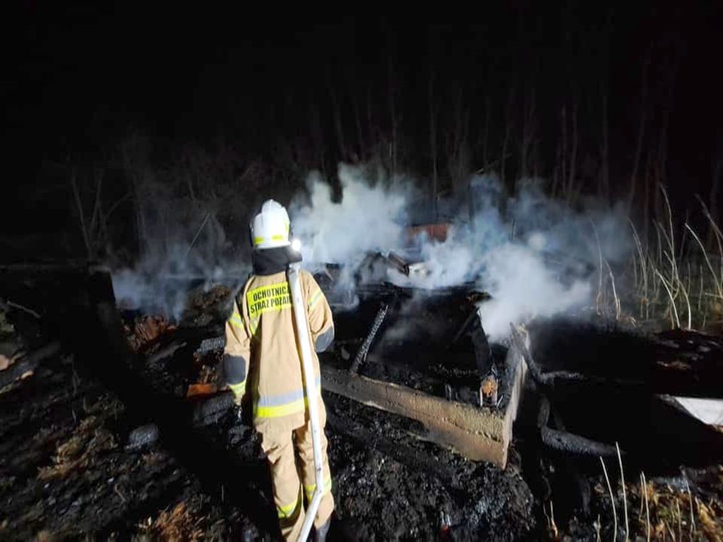 kmp elbląg, pożar stodoły, podpalacz, pożar w gospodarstwie