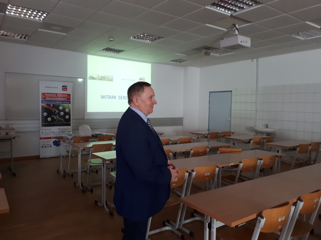 Waldemar Cisak, WRiE, sala