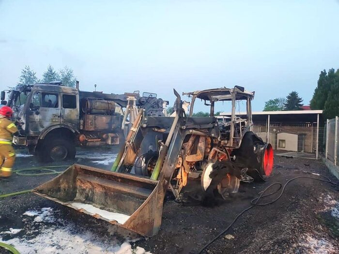 kp psp goleniów, pożar, ciągnik, ciężarówka