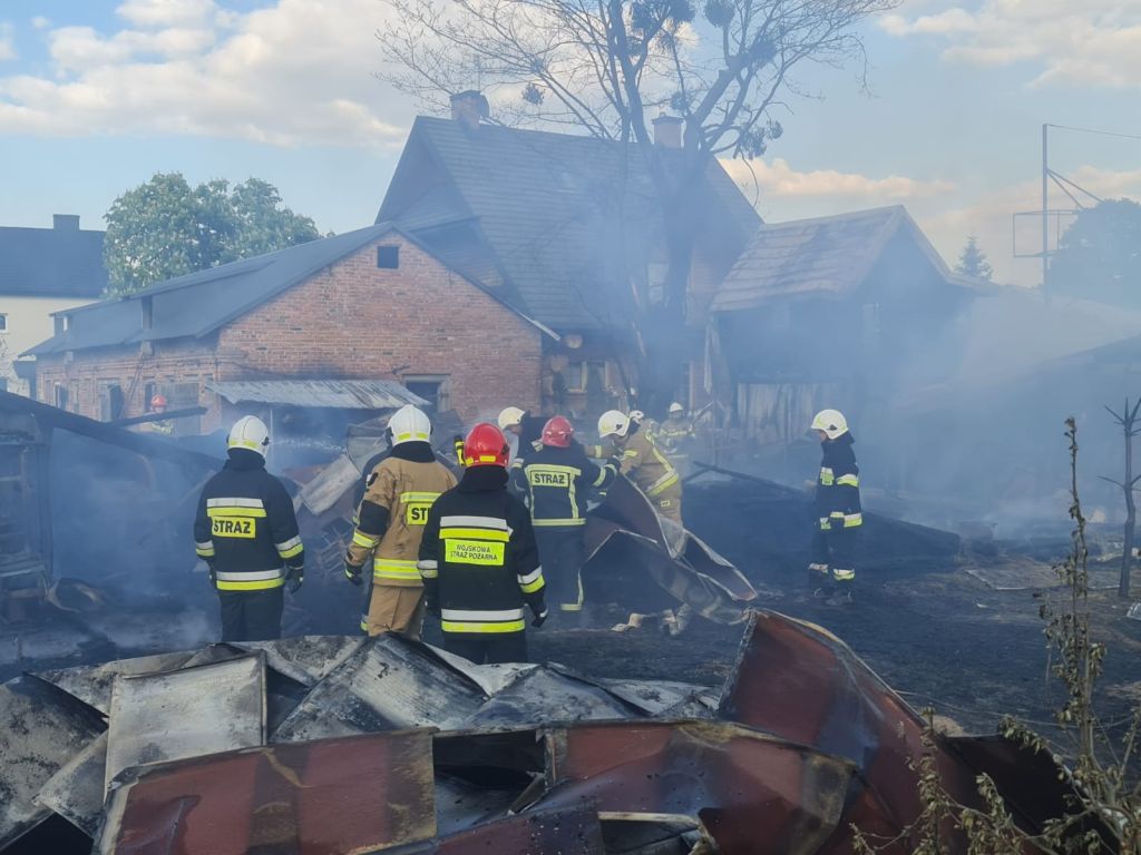 kp psp nowy dwór mazowiecki, pożar, gospodarstwa, stodoła
