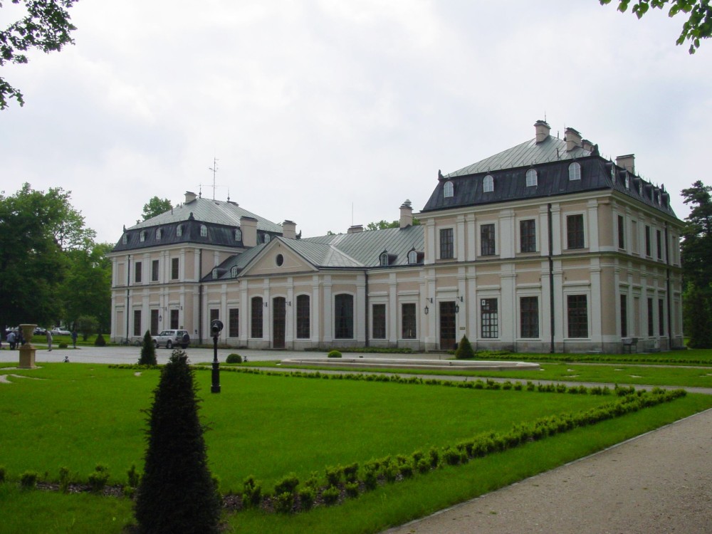 Sieniawa, pałac, KOWR